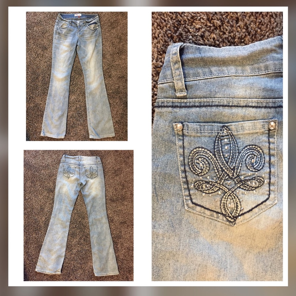 l.e.i Ashley low rise slim boot jeans